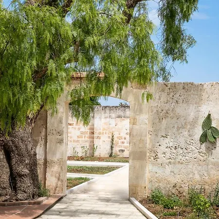 Masseria Baroni Nuovi Vakantieboerderij Brindisi